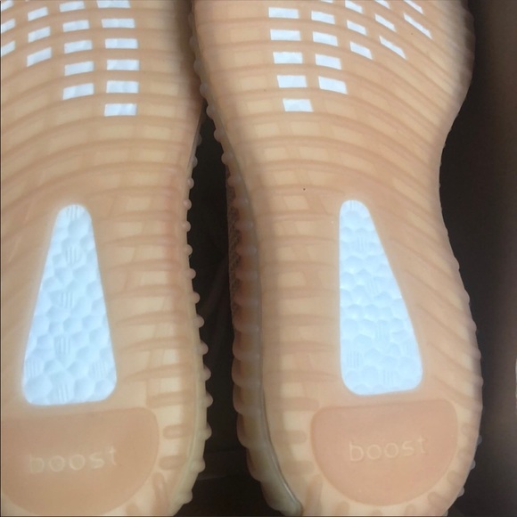 yeezy clay size 7
